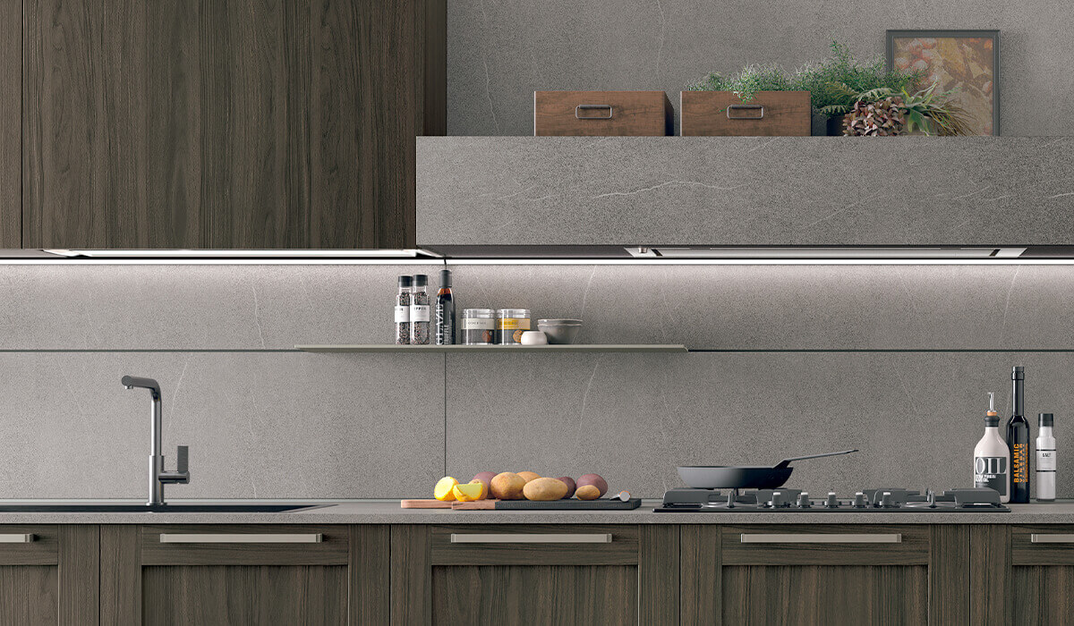 Cambiare paraschizzi cucina a Bologna