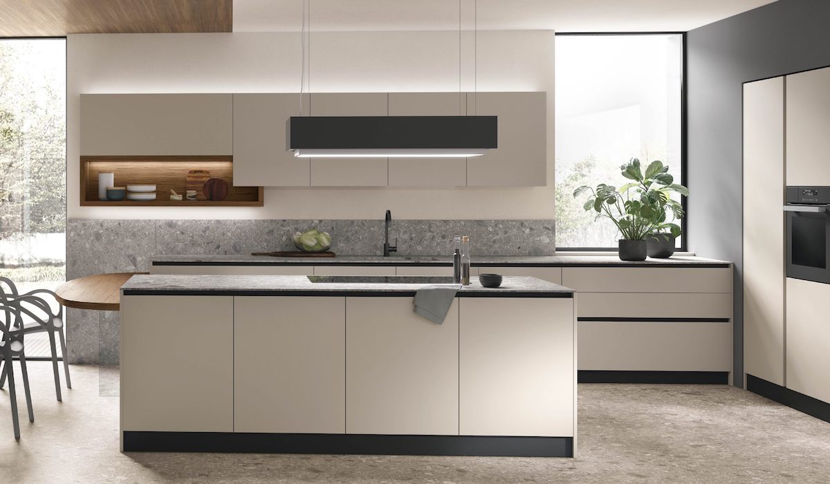 Cucina a G a Bologna: un layout versatile