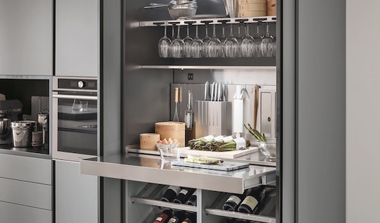 Mobile dispensa per cucina a Bologna: soluzioni salvaspazio