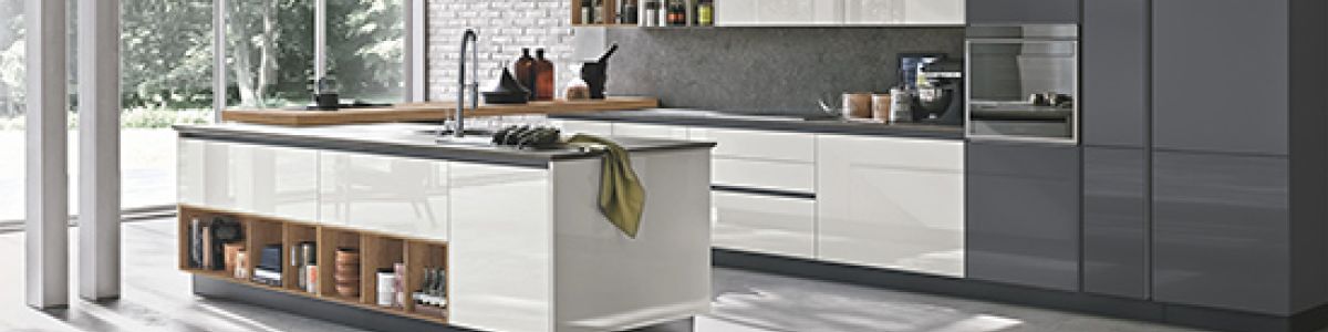 cucine in vetro a bologna: un tocco di luce per la cucina