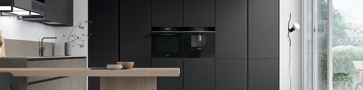 Cucina total black Bologna: eleganza e stile
