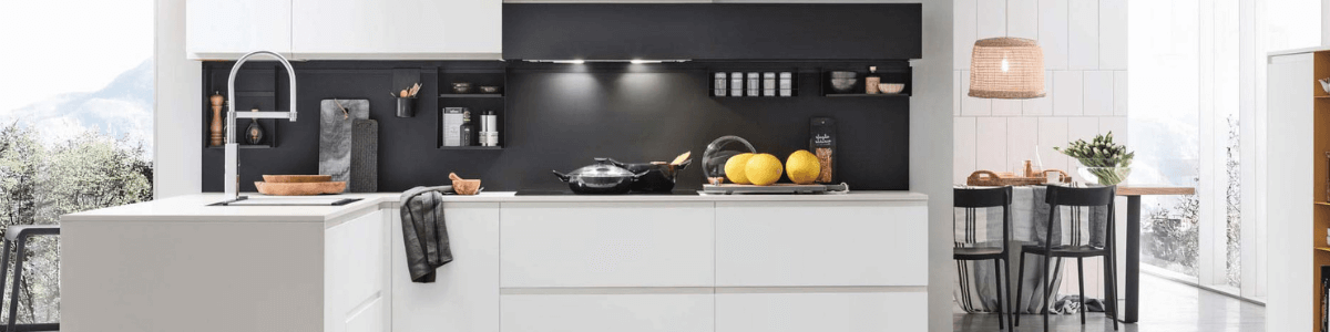 Cucina bianca e nera Bologna: l'eleganza dei forti contrasti