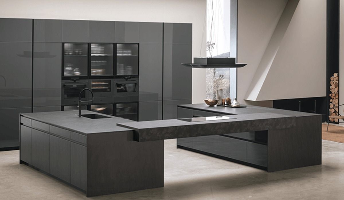 Cucina moderna scura Bologna: eleganza e toni dark