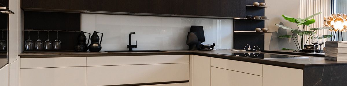 Cucina a ferro di cavallo Bologna soluzioni eleganti