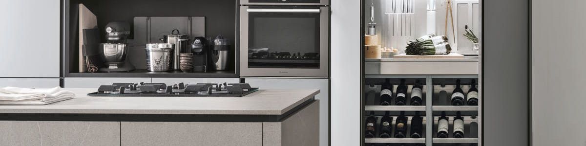 Cantinetta vino per cucina a Bologna